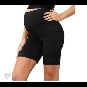 Maternity biker shorts